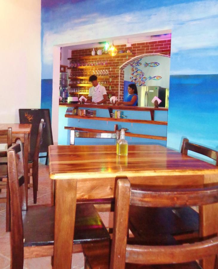 Livingston Resort Hotel Ngoại thất bức ảnh