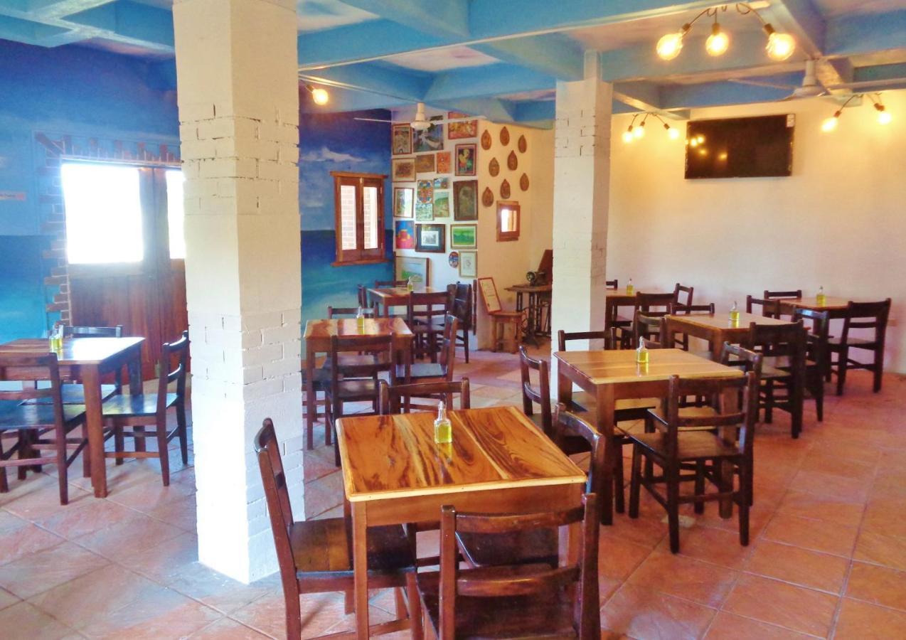 Livingston Resort Hotel Ngoại thất bức ảnh