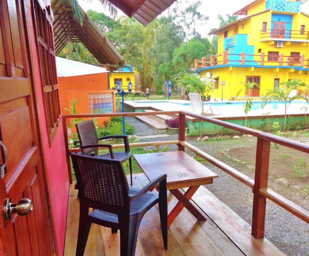 Livingston Resort Hotel Ngoại thất bức ảnh